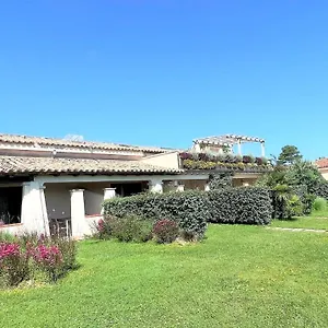  Apartment Iss Travel, San Teodoro 1 - 100 M From Cala D'ambra