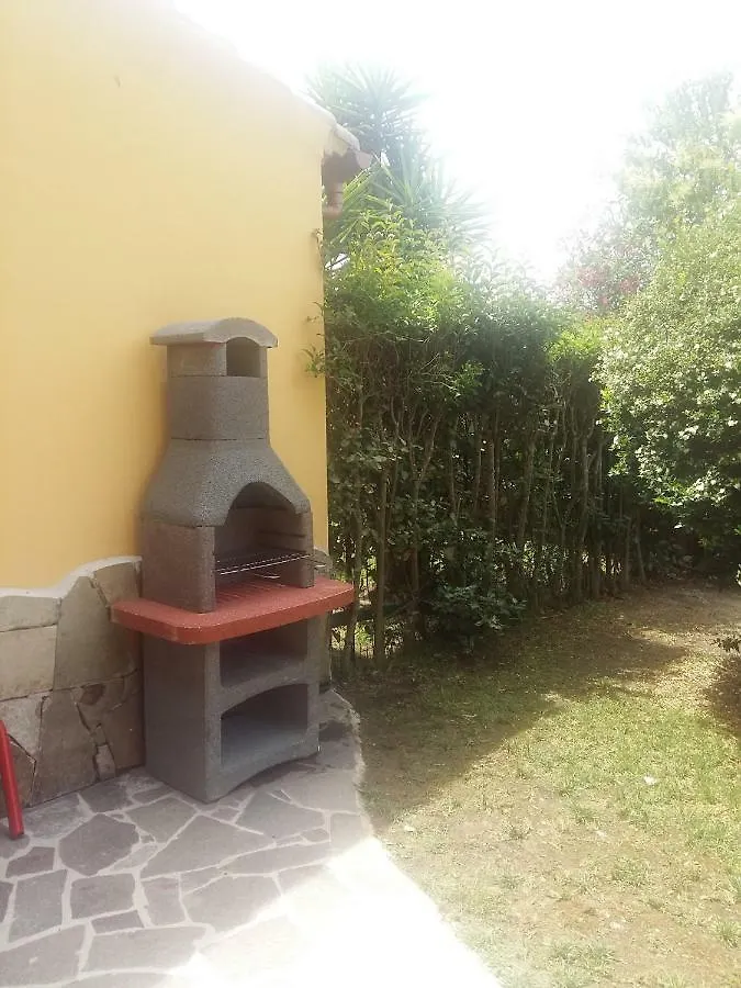 Apartment Casa Traversa San Teodoro  Italy